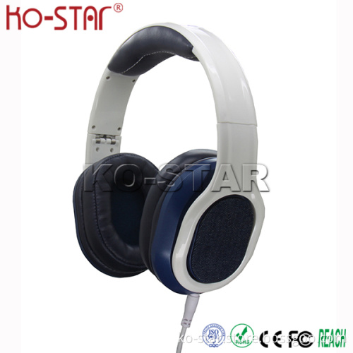 China Shenzhen Coolest and Hottest High Quality Hi-Fi DJ Headphones with Noise Isolation and Line out Slot for Music Sharing